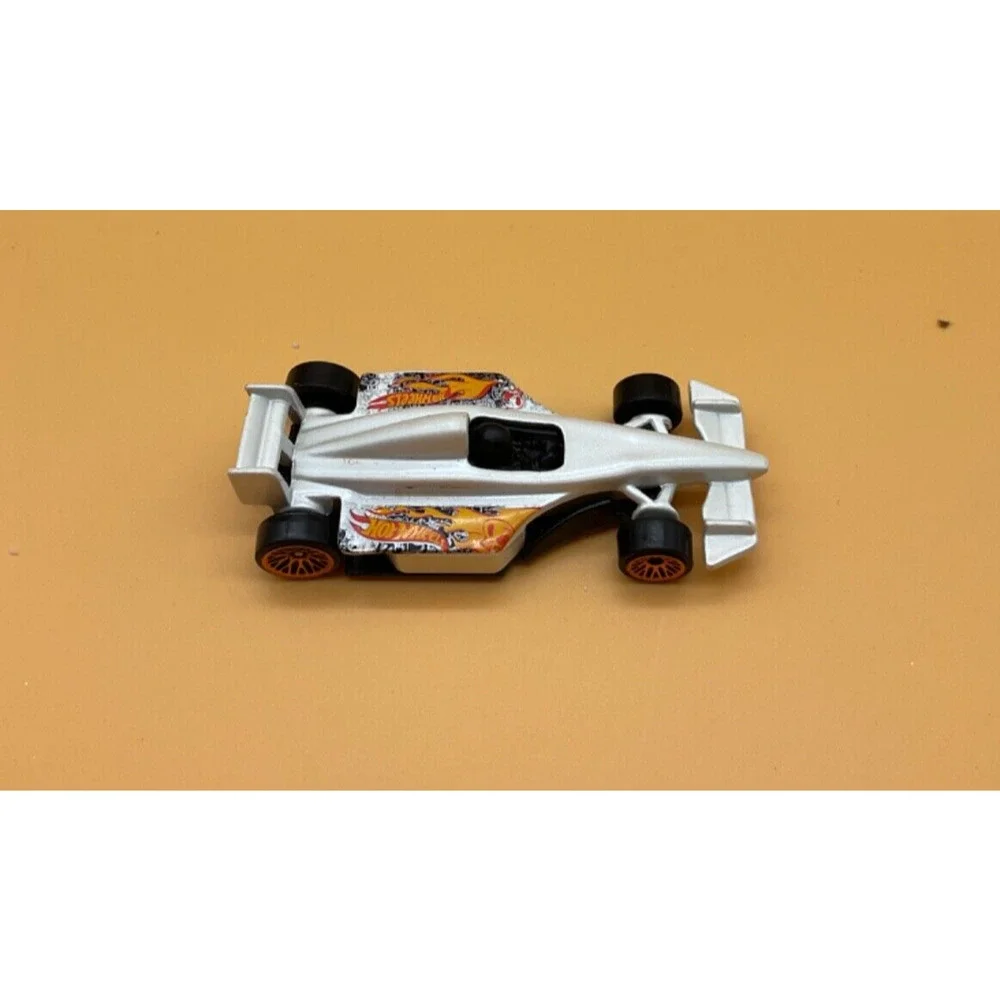 VTN Hot Wheels Collection: 1977‎ Metallic Flame Dragster, 1998 Mattel & McDonald